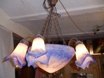 Französische Art-Jugendstil Lampe mit blau/weissen Gläsern