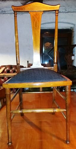 Englischer Jugendstil-Stuhl um 1900 Mahagoni-Stuhl