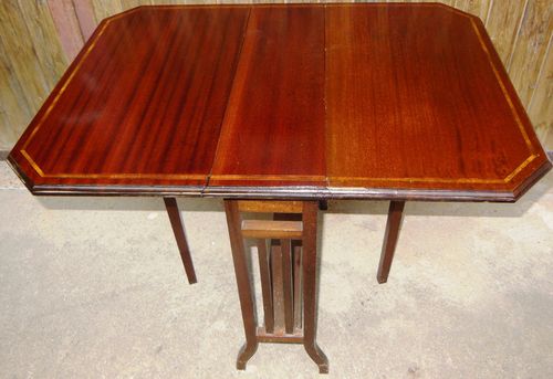 Sutherland Table Beistelltisch Massiv-Mahagoni-Tisch um 1910